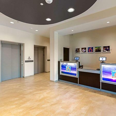 Motel 6 Austin Airport Eksteriør billede
