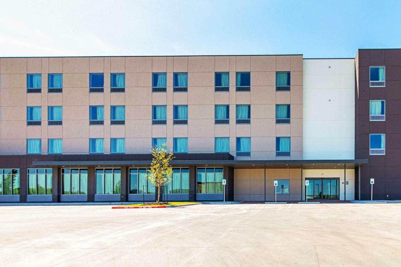Motel 6 Austin Airport Eksteriør billede